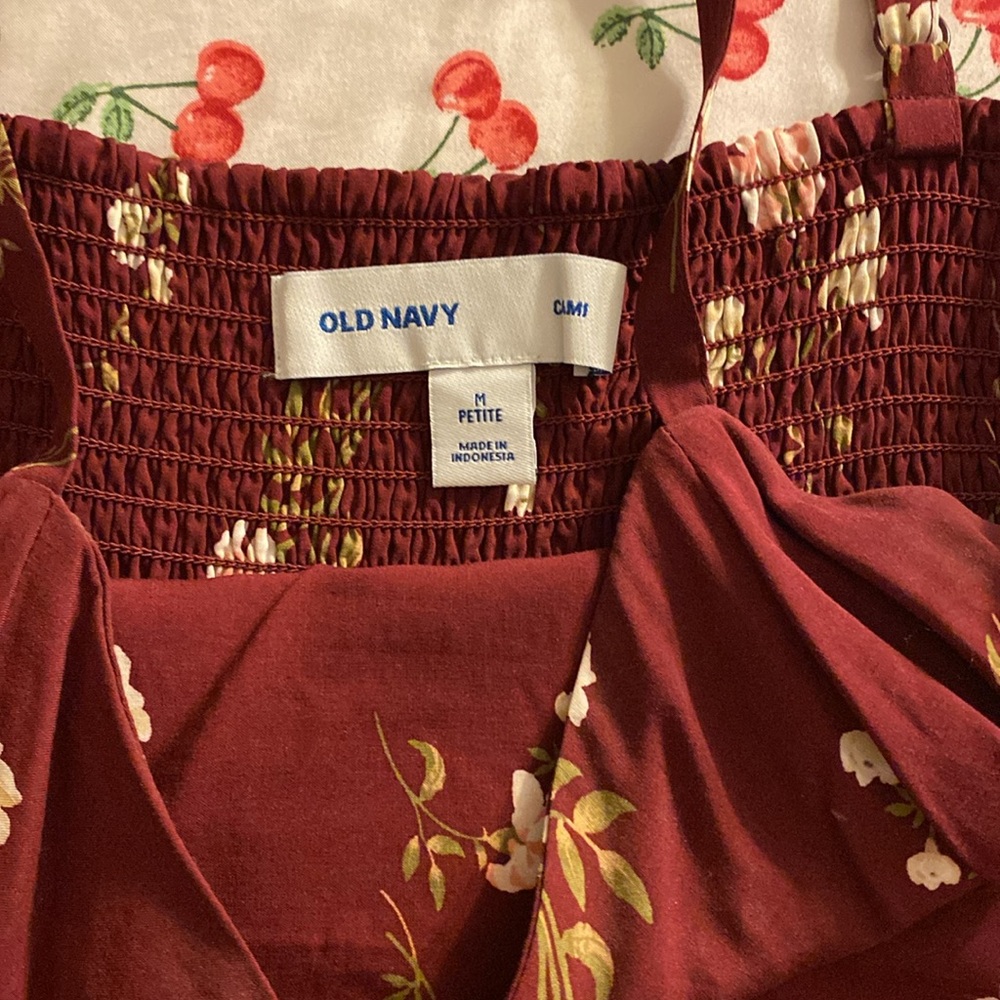 Old Navy cami dress - Picture 4 of 5